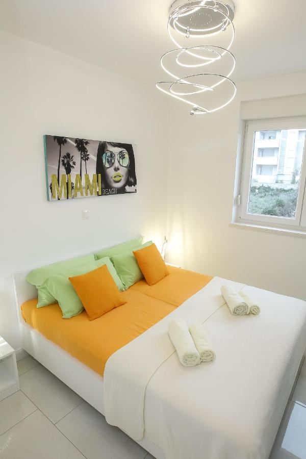 Apartments Tomana Novalja Bagian luar foto