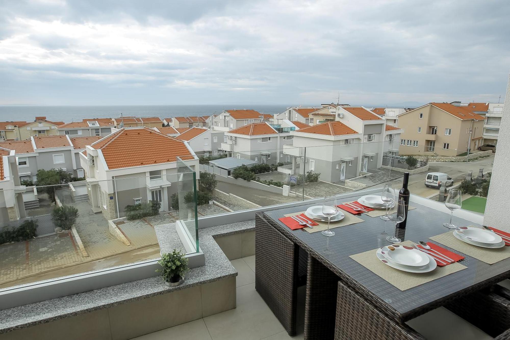 Apartments Tomana Novalja Bagian luar foto